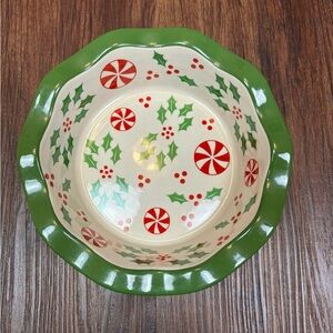 Temp-tations 12-oz bowl in Holly Peppermint pattern